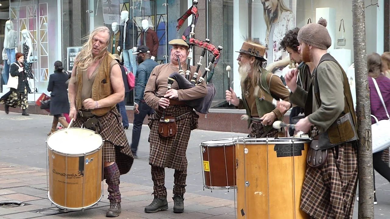 Clanadonia A Scotties Tribal Pipes and Drums band Street Performance in Glasgow 25032016