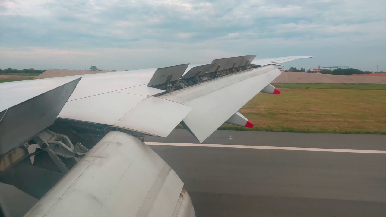 2019.06.09 桃園機場降落實錄 - YouTube