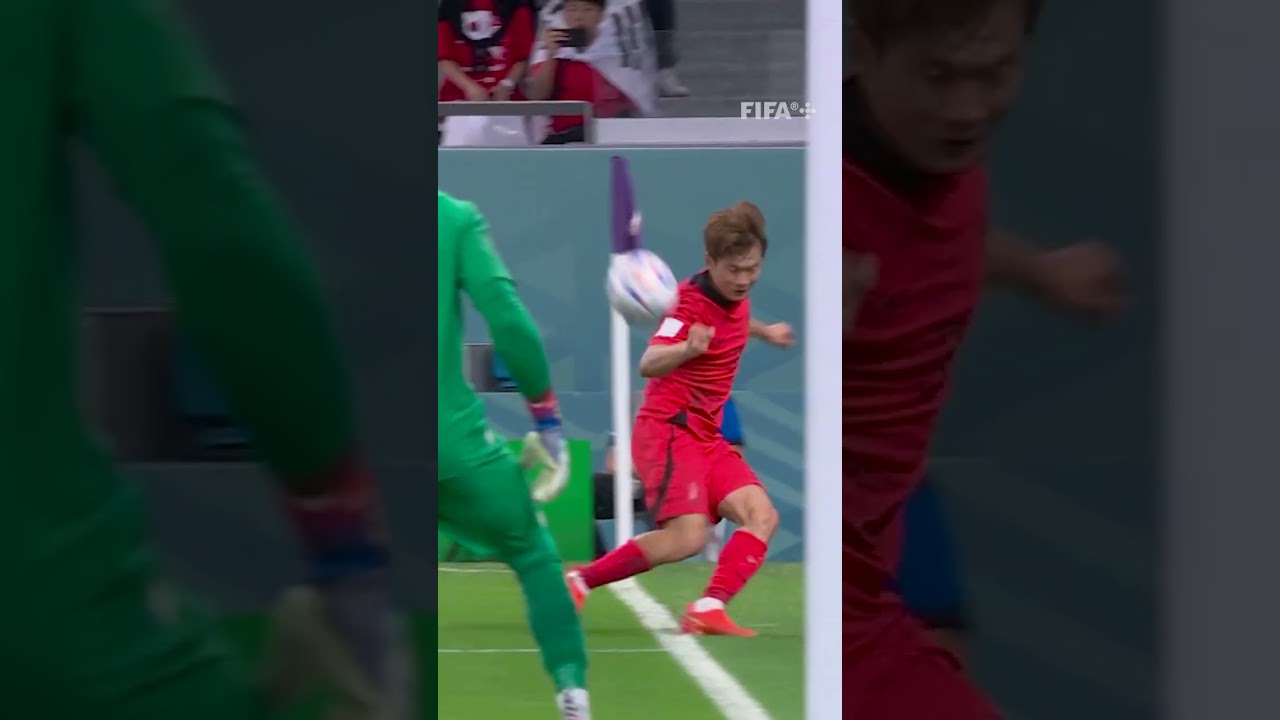 Korea Republic score two goals in three minutes as Cho Guesung hits brace!  