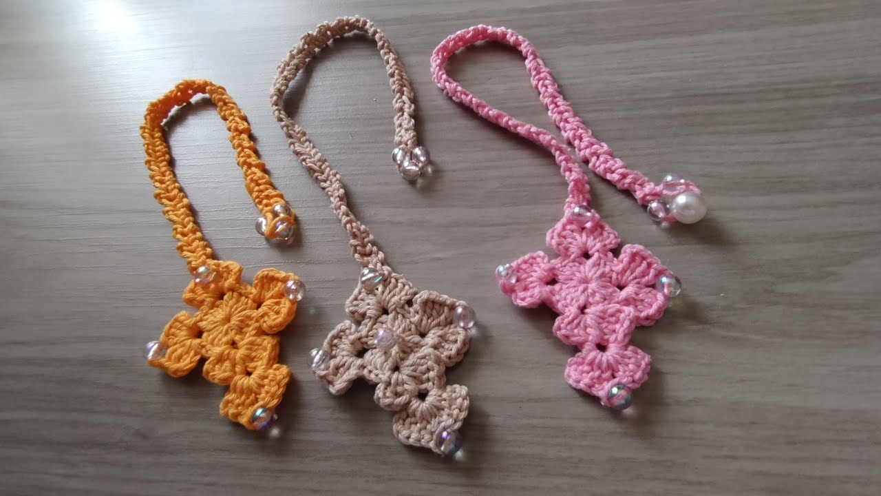 MARCADOR DE PÁGINAS CRUCIFIXO DE CROCHE