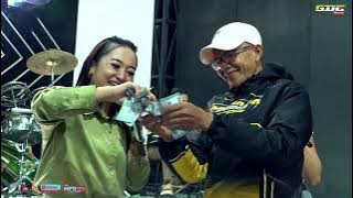 SEKECEWA ITU - DINI GUNTUR FT V3_Mpit Live GDC Music Angkringan Teh Ita