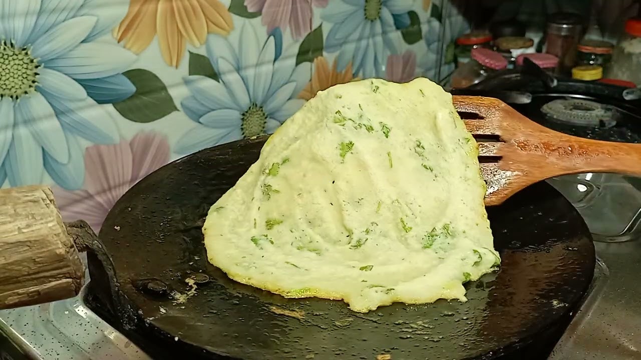 जब रोटी सब्जी बनाने का मन ना हो तो दो चीजों से इसे बना लो #गुंजाफूड प्लेटफार्म #मूंगदाल का नाश्ता