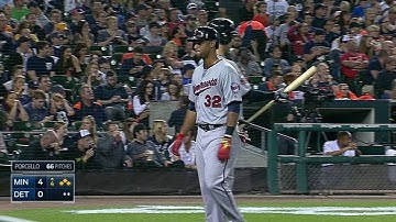 MIN@DET: Dozier reaches, two runs score on error