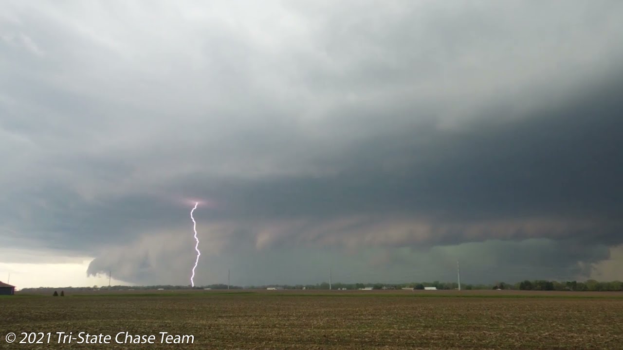 5321 Raw Video Insane Lightning Barrage South of Decatur, IL YouTube