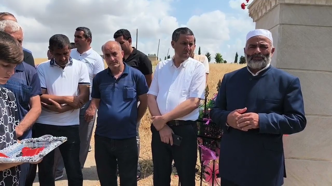Şamaxı rayonu 1ci Çaylı kəndində Xəyyam Daşdəmirovun əziz xatirəsinə  bulaq kompleksi inşa olunub.
