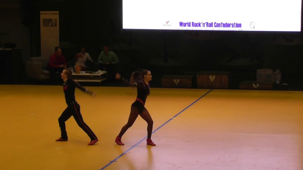 Czanik László - Dobay Dóra (Musztáng SE)