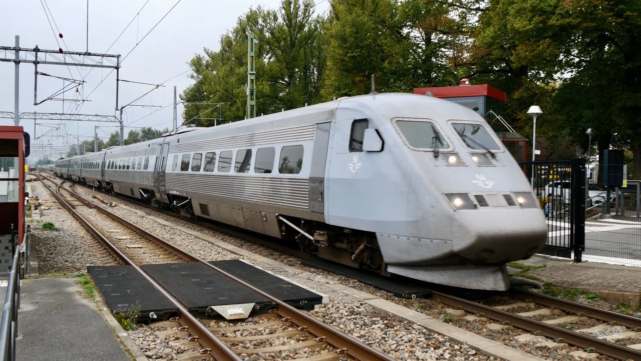 Tåg under en rundresa på Västra stambanan