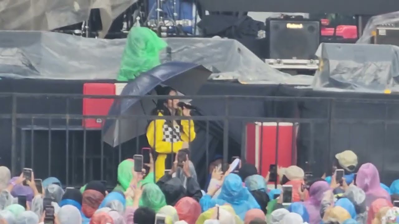 Terlatih Patah Hati - Keisya Levronka Social Chic Bandung 11 Des 2022