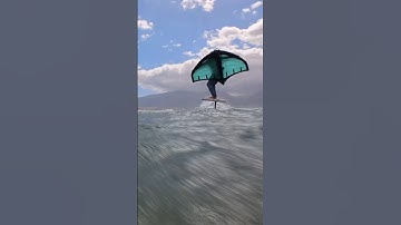 Flying over the water with a Foil and a wing! 🤯😱