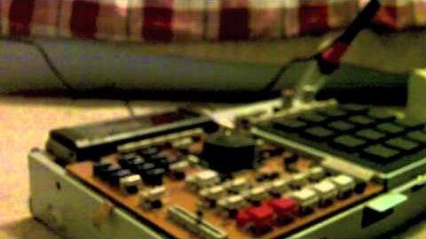 HOW TO REPAIR AKAI MPC 2000XL classic midi production center