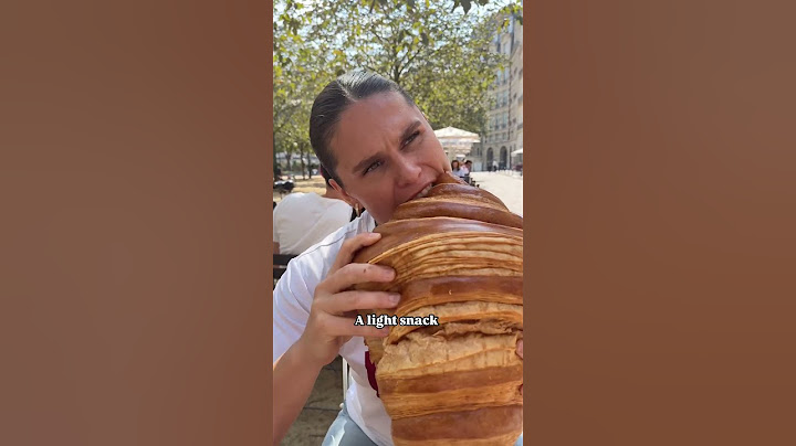 Ilona Maher and a Giant Croissant 🍽️🇫🇷 Welcome to France! #paris2024 #croissant #French #olympics