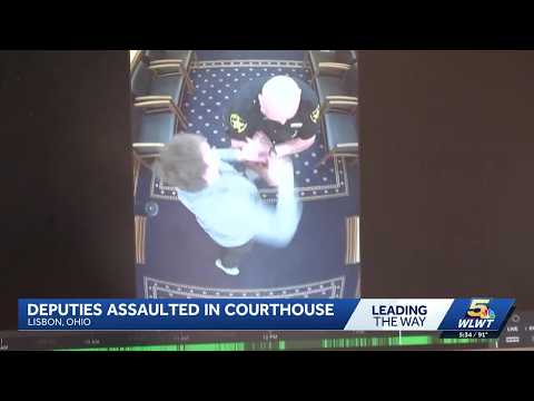 Video shows man attacking Ohio deputies after sentencing hearing