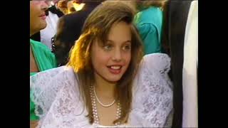 10-Year-Old Angelina Jolie at Her First Oscar (1986)