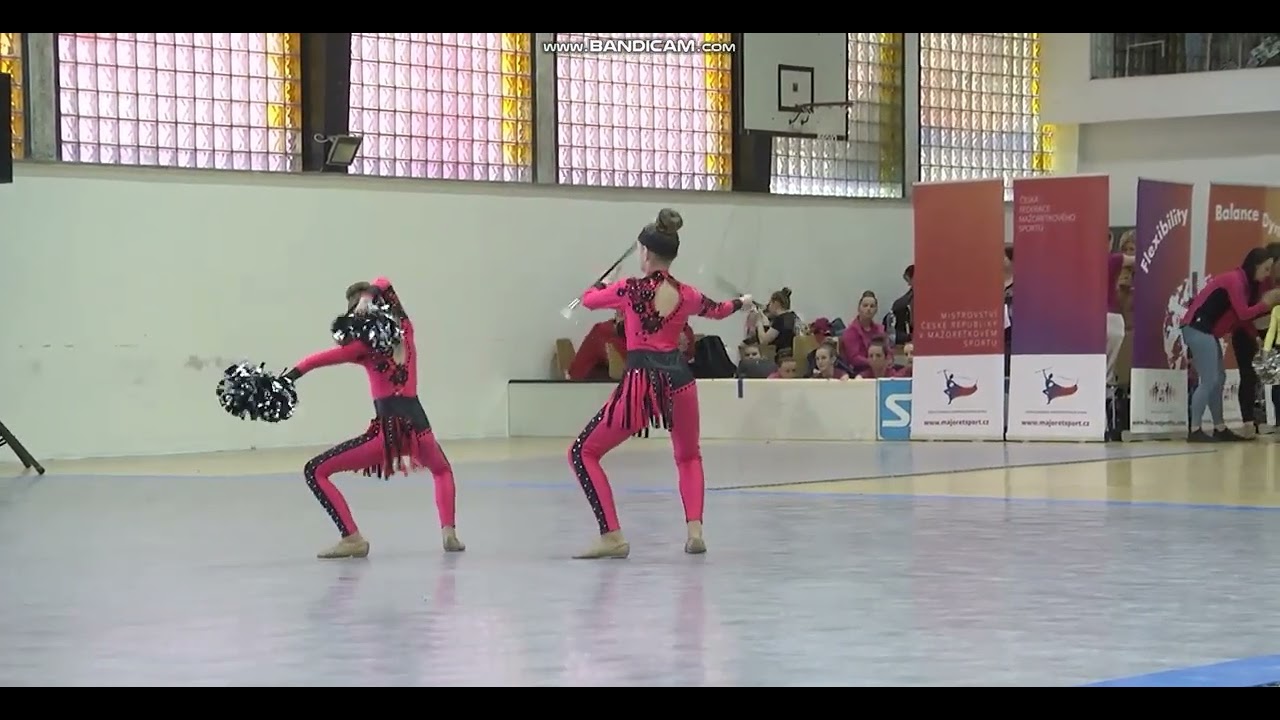 MK BALLERISIMO Hlučín - Kristýna Sysalová a Dominika Návratová duo mix kadetky 2022