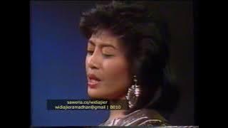 Cermin Yang Retak - Iis Sugiarti - Panggung Safari TVRI 1987