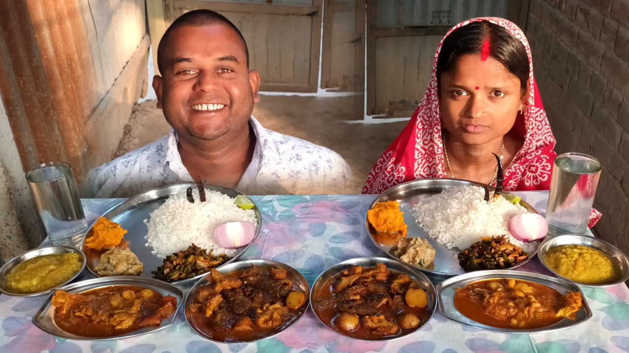 Asmr Eating 🔥 Spicy Fish Curry, Egg Omelet Curry 🔥 Masur Dal Makha, Begun Pora 🔥 Pumpkin Bharta 🎃 