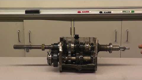 How to calculate gear and speed ratio on Manual transmission.