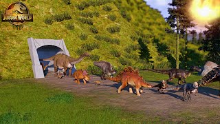 Dinosaurs escaping through the SECRET TUNNEL due to BIOSYN Explosion | Jurassic World Evolution 2 screenshot 5