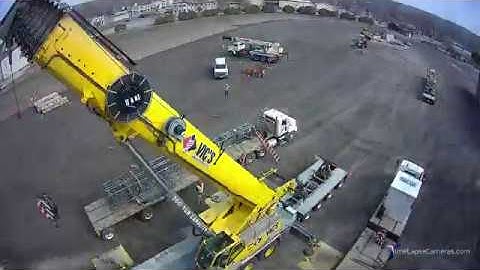 Timelapse Assembling Crane for Tower Demolition