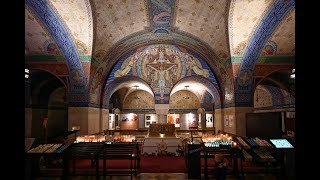 La  basilique Sainte Thérèse de Lisieux (4K) - La crypte - Région Normandie - France