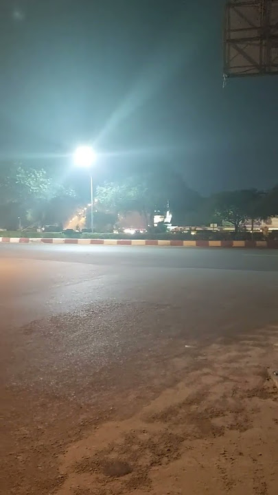 Suasana Malam di Bundaran Burung Kota palangkaraya