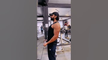 biceps workout at gym
