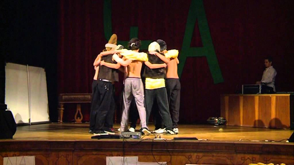 Gymnázium T. Ševčenka - The Russian dance