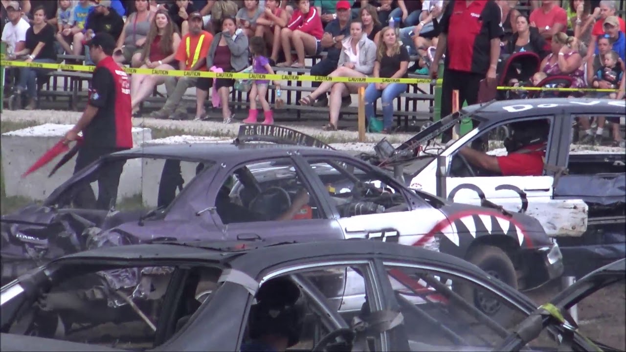 demolition derby 2018 MOUNT FOREST DEMO DERBY FULLSIZE FEATURE