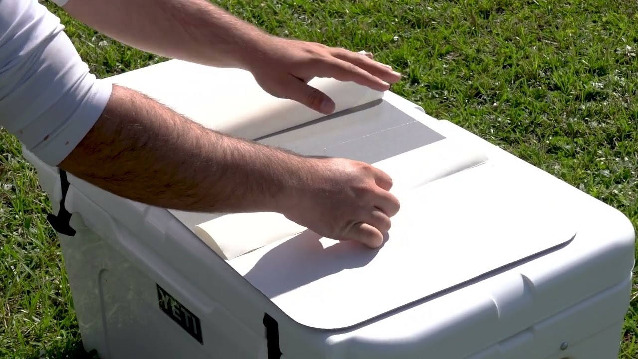 Wylaco Supply | YETI Tundra 35 SeaDek Seafoam