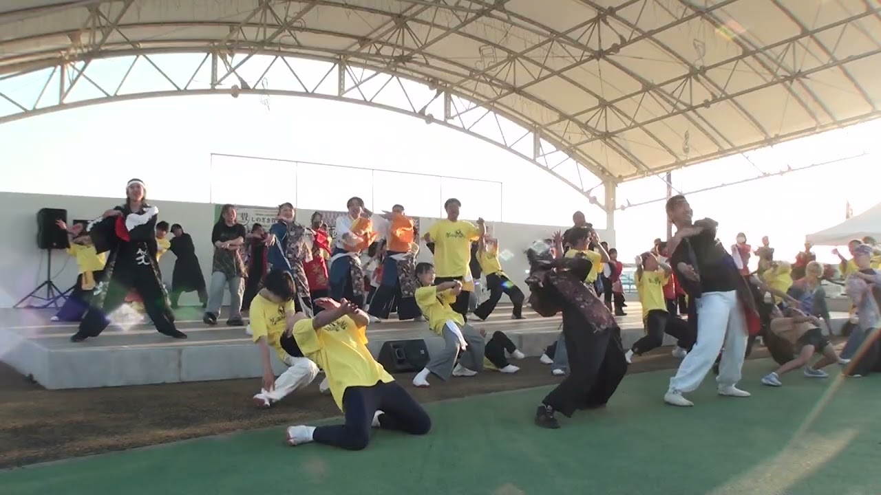 総踊り「うらじゃ音頭」 2026.3.1 「第10回筑西YOSAKOI祭り」道の駅グランテラス筑西 野外ステージ演舞です。