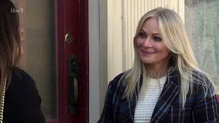 Carla & Lisa - Windows