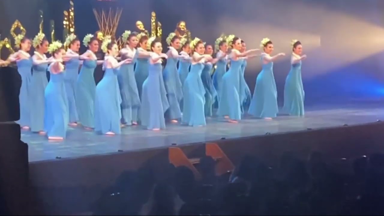 Halau Na Mamo O Pu'uanahulu Iapana (japan halau) with Keali'i Reichel