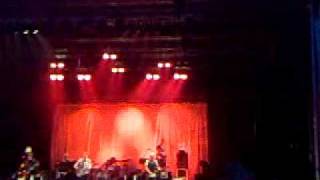 Kaizers Orchestra - Far Til Datter - live @ Plenen, Bergenhus Festning Bergen 2011 20-08-2011.mp4