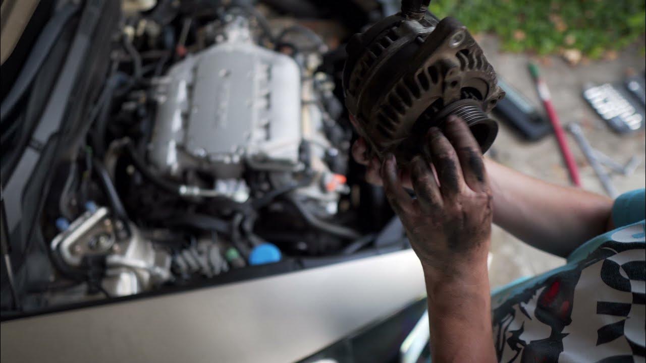 How to replace the alternator on a 2003-2007 Honda Accord V6 - YouTube