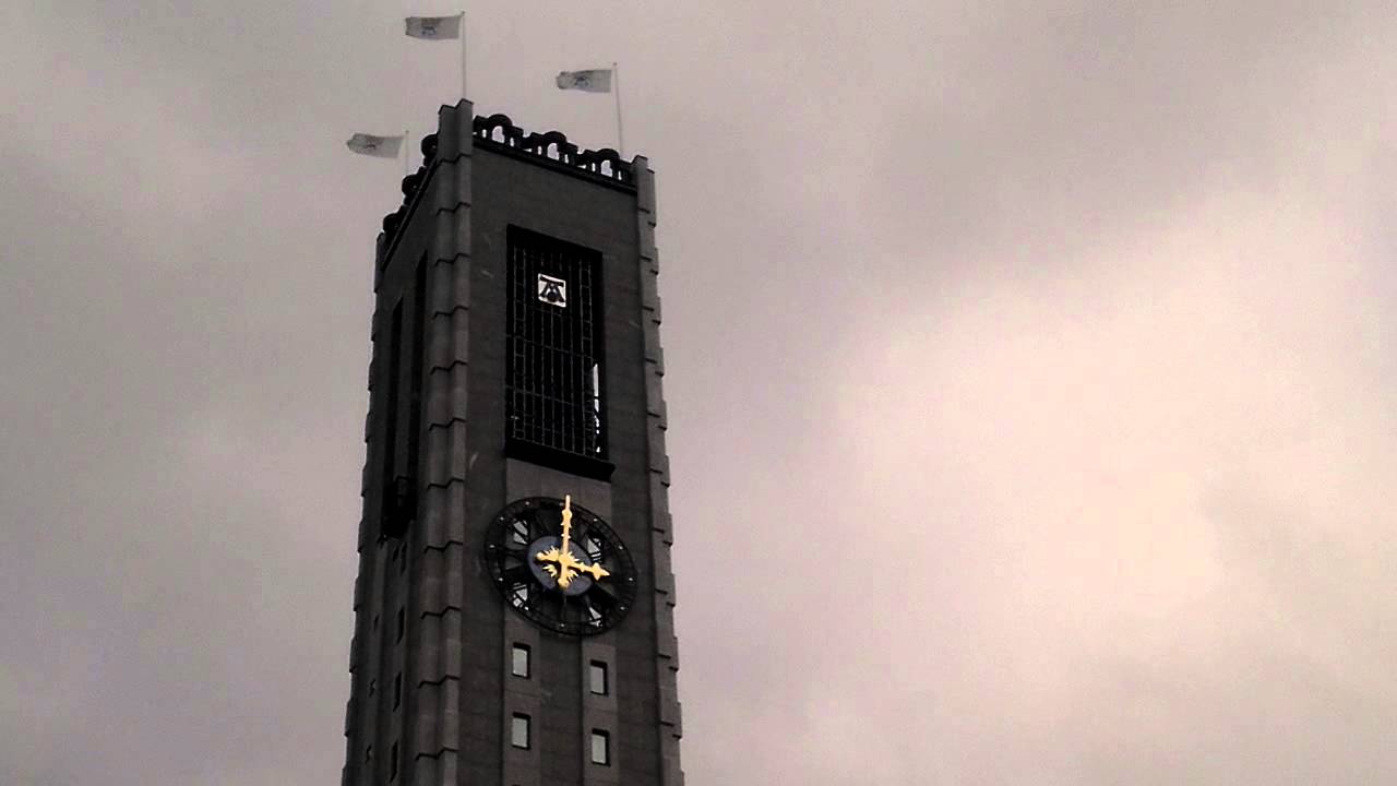 Västerås stadshus klockspel klockan 3