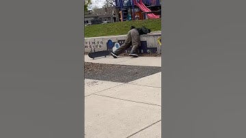 @jeremyleabres nose slide nollie flip line
