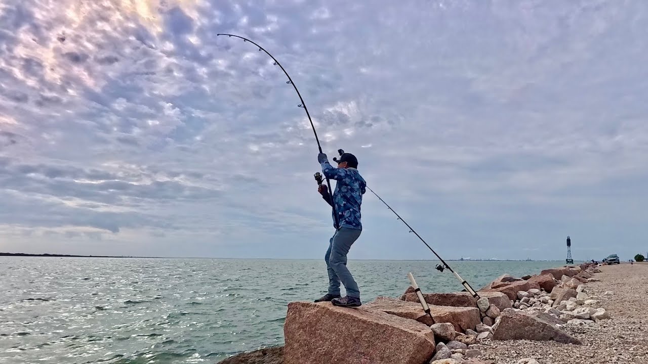 Texas City Dike time to start fishing with blue crabs