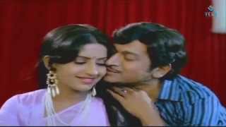 Watch apoorva sangama || aralide thanu mana nodutha ninna video song