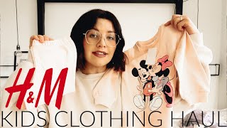 H&M KIDS CLOTHING HAUL + TRY ON | SPRING/SUMMER 2022 | INC DISNEY CLOTHING
#H&Mhaul #clothinghaul #springsummer #disney
In todays video Im sharing what I picked up for the girls for spring/summer. We are hearing to Disney World this summer so I have included alot of Disney items too. Let me know what items are your fave in the comments.
Enjoy!
Thank you so much for watching and supporting my channel. It really does mean the world.
L I N K S :::
2 pack of Minnie Mouse Dresses - https://www.stylink.it/y1XvTz3zO
3 pack of Minnie Mouse T Shirts - https://www.stylink.it/pljvSd2dN
Oversized Mickey Mouse T Shirt - https://www.stylink.it/DPvDFY1YL
2 piece Tie Dye Minnie Mouse set - https://www.stylink.it/LlyDSxYxL
Purple Minnie Mouse Tracksuit - https://www.stylink.it/4OGPCQrQd
Big Hug Minnie Mouse T shirt - https://www.stylink.it/Yw4rT0M0g
Minnie Mouse Beige Tracksuit - https://www.stylink.it/3NePF9d9Y
3 pack of Sun Caps - https://www.stylink.it/Qq0kuYNYB
Legionnaires Sun hat - https://www.stylink.it/rGOvS4O4d
2 piece mint Minnie & Mickey sweatshirt set - https://www.stylink.it/AaQPUoPor
2 piece pink Minnie & Mickey short set - https://www.stylink.it/JJN3CNLNX
3 pack of Frozen T shirts - https://www.stylink.it/lLwvSwnwN
2 pack of Frozen Dresses - https://www.stylink.it/eak3UxRxx
Pastel Trainers - https://www.stylink.it/qeDvFAjAR
Cycling Shorts - https://www.stylink.it/MeRDFr3rm
Pink Minnie Mouse Sweatshirt Dress - https://www.stylink.it/wMXvTGAGA
A B O U T M E :
Hi Im Sarah & I am a married mum of 3 from the UK. I have 3 girls, Rosalie who is 7 years old, Maeve who is 4 & Baby Ada. I share all things motherhood, fashion and homemaking. I upload 2 times a week & daily over on instagram.
AD *Some links may be affiliate links which means I make a small commission if you purchase the item through my link. Thank you for your support.
Business & collaboration enquires: roseyhome@outlook.com
FOLLOW ME ON:
Instagram: https://www.instagram.com/roseyhome
Facebook: https://www.facebook.com/roseyhome/
TikTok: https://www.tiktok.com/@roseyhome
Necklace I wear
Chunky Necklace: https://www.stylink.it/gvgdS51PO
TECH I use:
Camera for filming: https://www.stylink.it/wMXvT4nzM
Mac book pro: https://www.stylink.it/2BlPSl3xQ
To edit: imovie H&M KIDS CLOTHING HAUL + TRY ON | SPRING/SUMMER 2022 | INC DISNEY CLOTHING