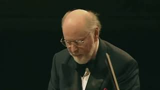 John Williams Conducts 50 Years Tribute to Movie Composers at Academy Awards in 2002