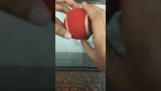 Easy hot tennis grip for throw bowlers