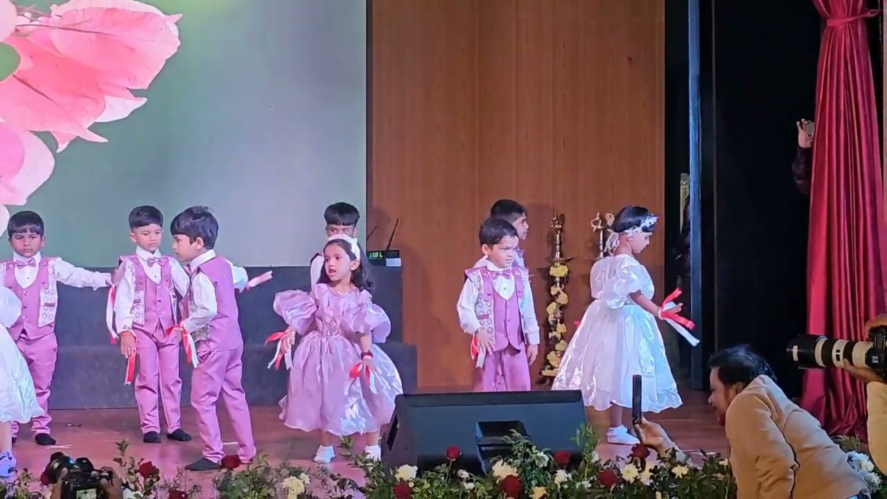 Chak dhoom dhoom dance ( @2025  Annual celebration) hi guys