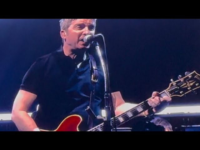 Oasis, Don't Look Back In Anger, Wembley Stadium, 2nd August 2025