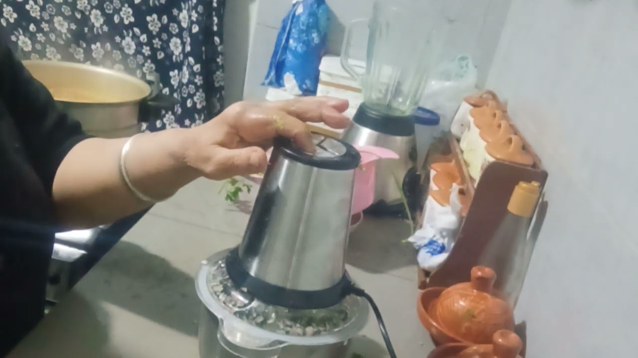 مع هذا البرد تليق غير حريره