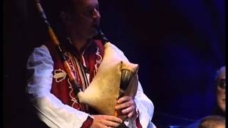 Amira Medunjanin & REKA - Balkan River of Music - MAKEDONSKO DEVOJCE Resimi