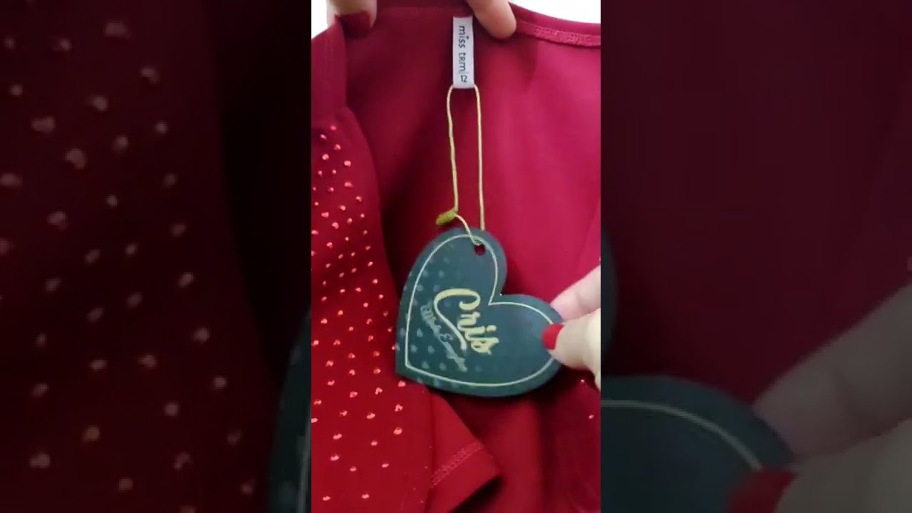 TAG COM LACRE PARA ROUPAS