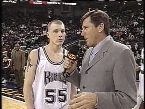 Jason Williams Is Physically Incapable of Making a Routine Chest Pass
