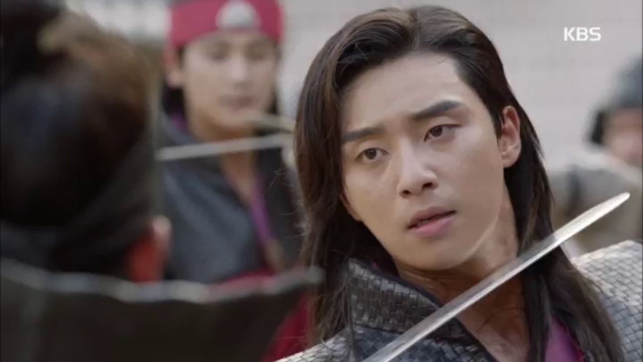 화랑 - 고아라를 구하려다 화랑들 위기에 빠졌다!.20170131