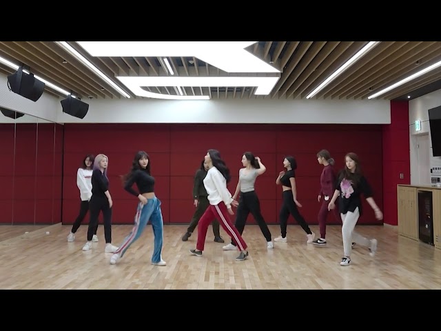 [mirrored] TWICE - YES or YES Dance Video class=
