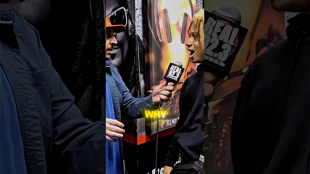 “Trippie Redd Didn’t Know You Can’t Grab Someone Else’s Mic 😳🎤”